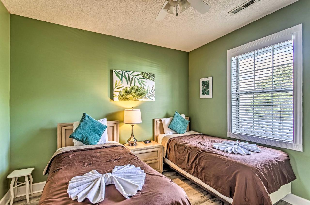 Myrtlewood Resort Condo With Games Less Than 2 Mi To Beach! Myrtle Beach Kültér fotó